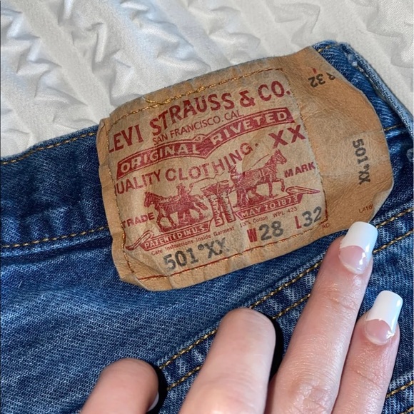 Levi 501 shorts - Picture 4 of 5